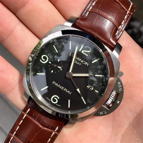 panerai pam 320 luminor 1950 gmt|luminor Panerai gmt price.